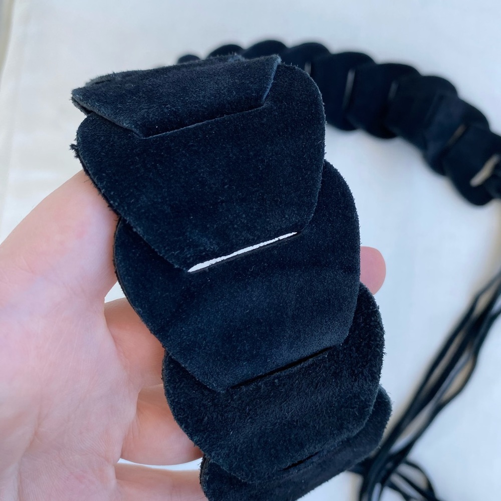 ❗️SOLD❗️Suede Belt - Picture 5 of 5